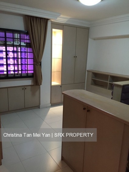 Blk 328 Tampines Street 32 (Tampines), HDB Executive #209713041